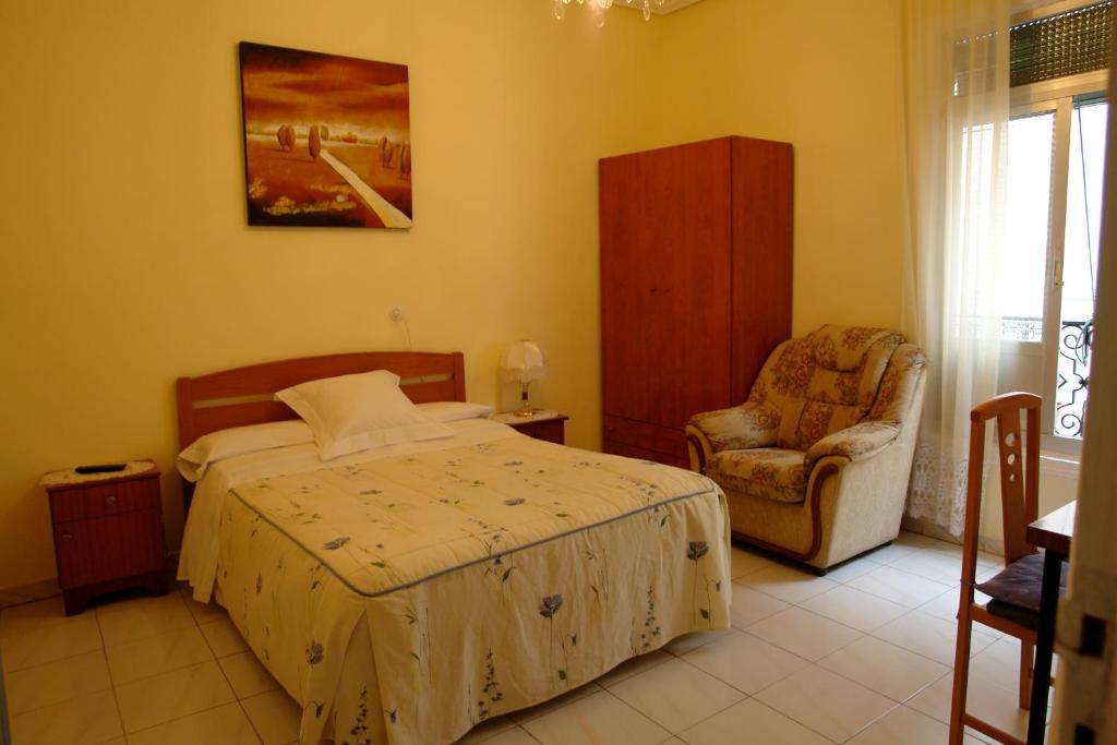 Hostal Dos Naciones Мадрид Экстерьер фото
