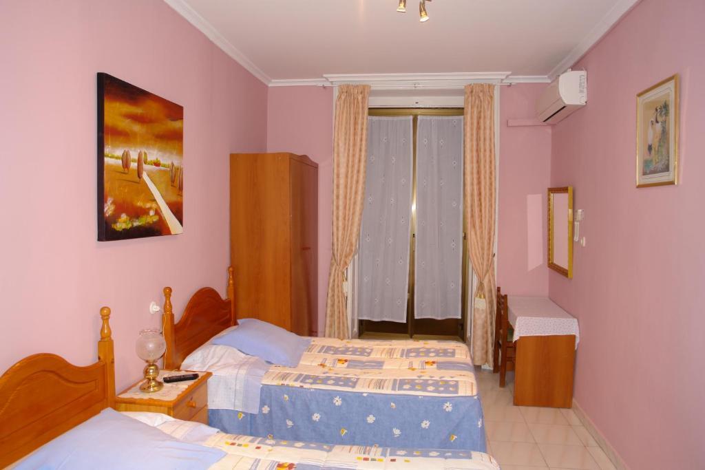 Hostal Dos Naciones Мадрид Номер фото
